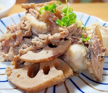 レンコンと里芋と牛肉の味噌煮
